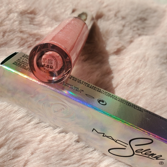 MAC Cosmetics x Selena Bidi Bidi Bom Bom Gloss - Picture 10 of 10